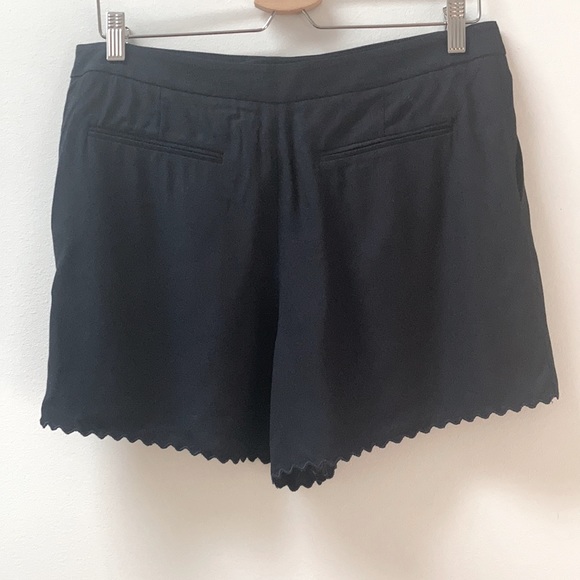NWT Club Monaco Navy April Soft Scallop Short - Picture 4 of 6